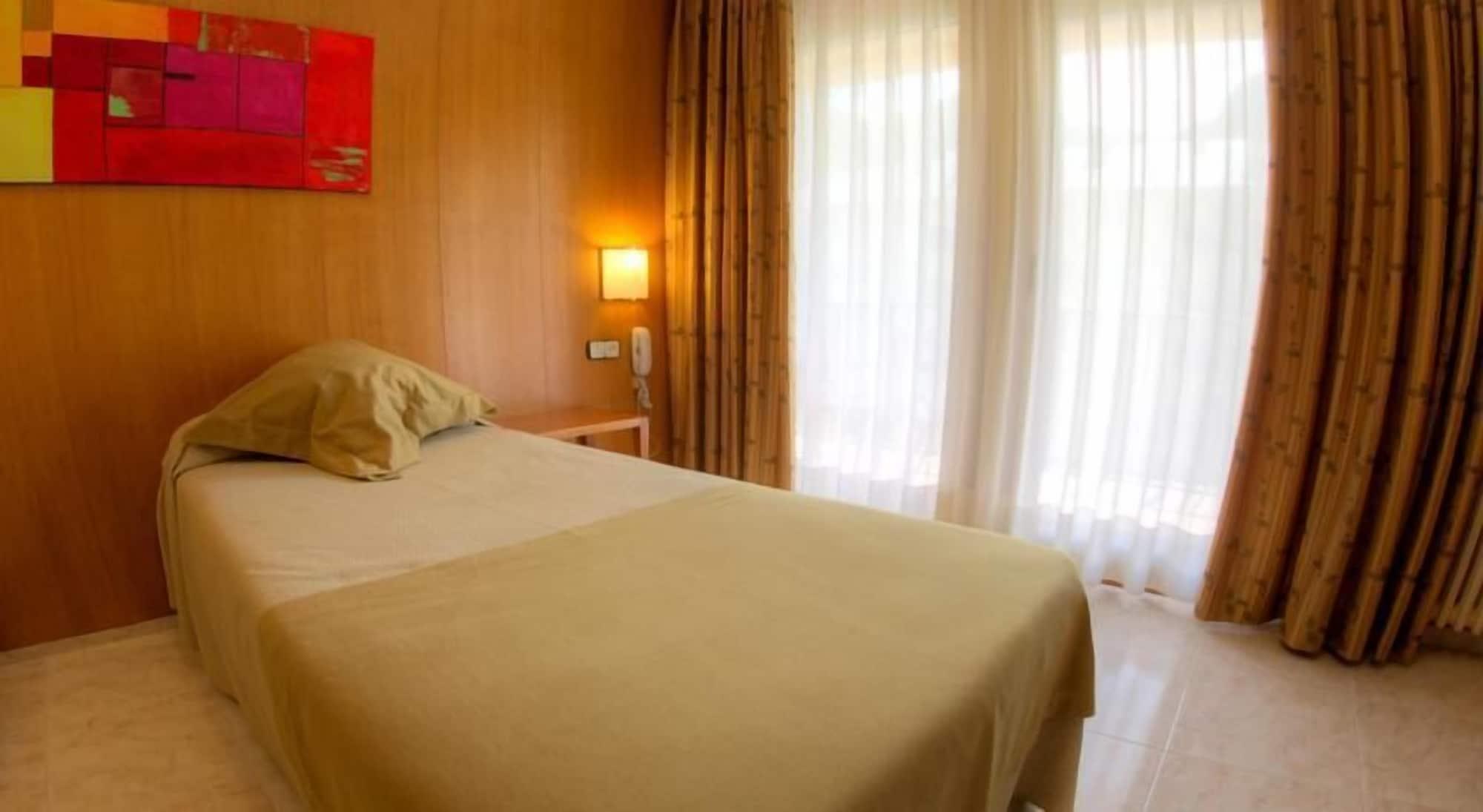 Hotel Univers Encamp Dış mekan fotoğraf