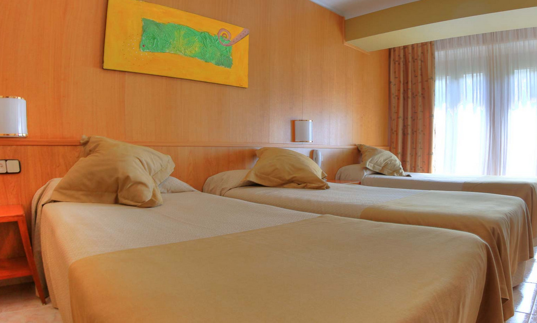 Hotel Univers Encamp Dış mekan fotoğraf