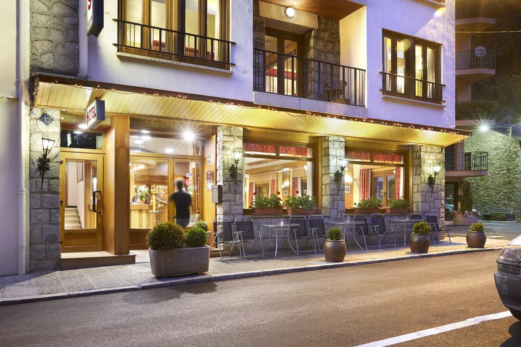 Hotel Univers Encamp Dış mekan fotoğraf