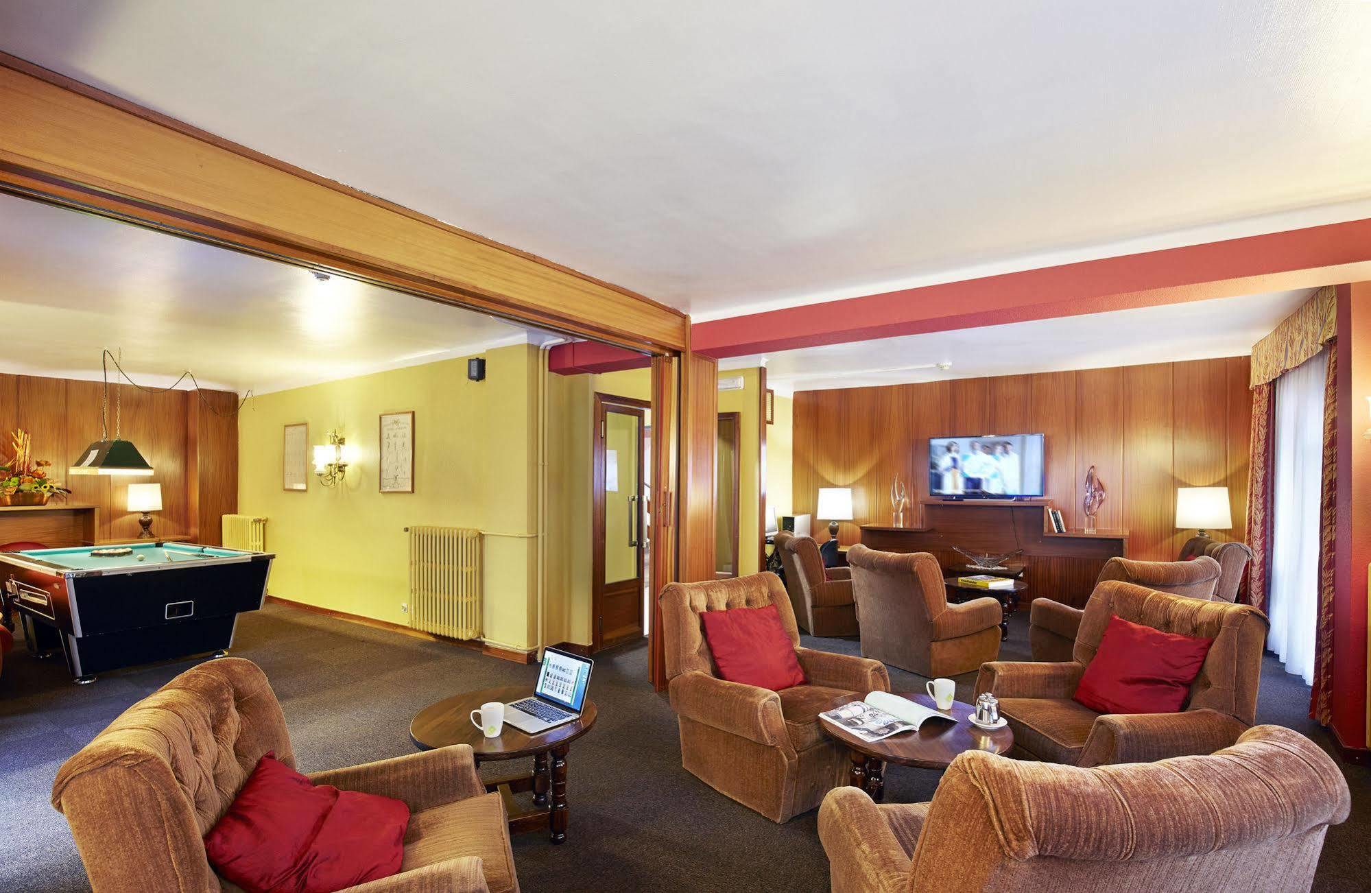Hotel Univers Encamp Dış mekan fotoğraf